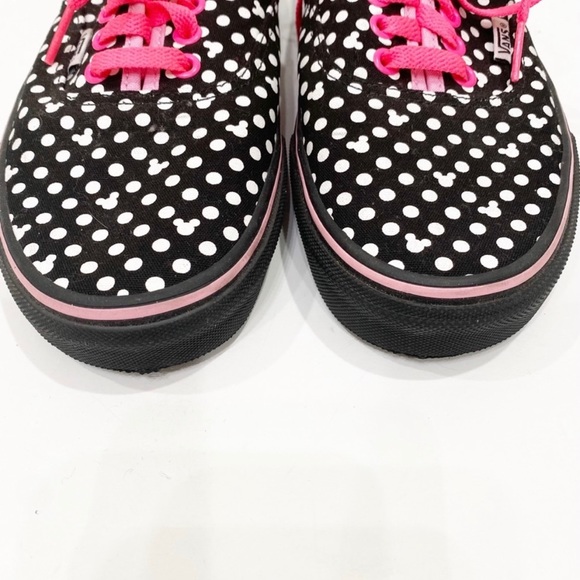 Rare Vans Custom Disney Sneakers-- Mickey Mouse - Picture 2 of 8
